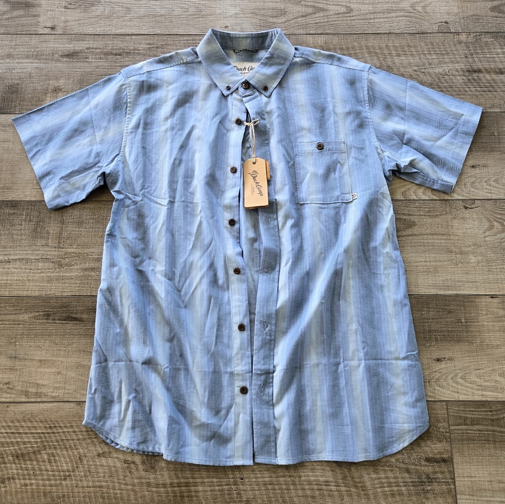 Duck Camp Mens Large Button Up shirt. Blue Raya Color